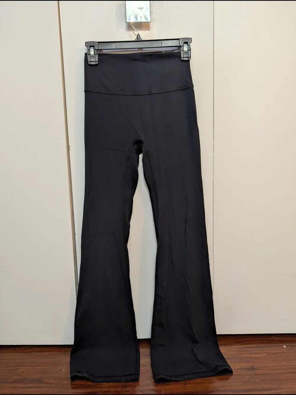 NWT Abercrombie & Fitch Your Personal Best YPB Ultra High-Rise Flared Pants - Picture 2 of 16
